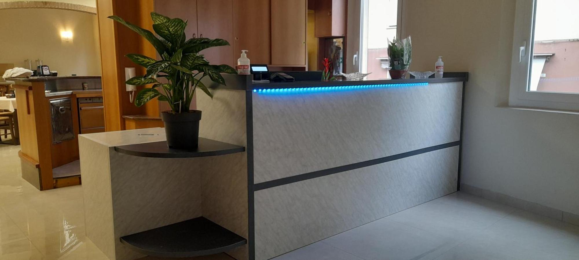 Hotel La Torre Формиджине Екстериор снимка