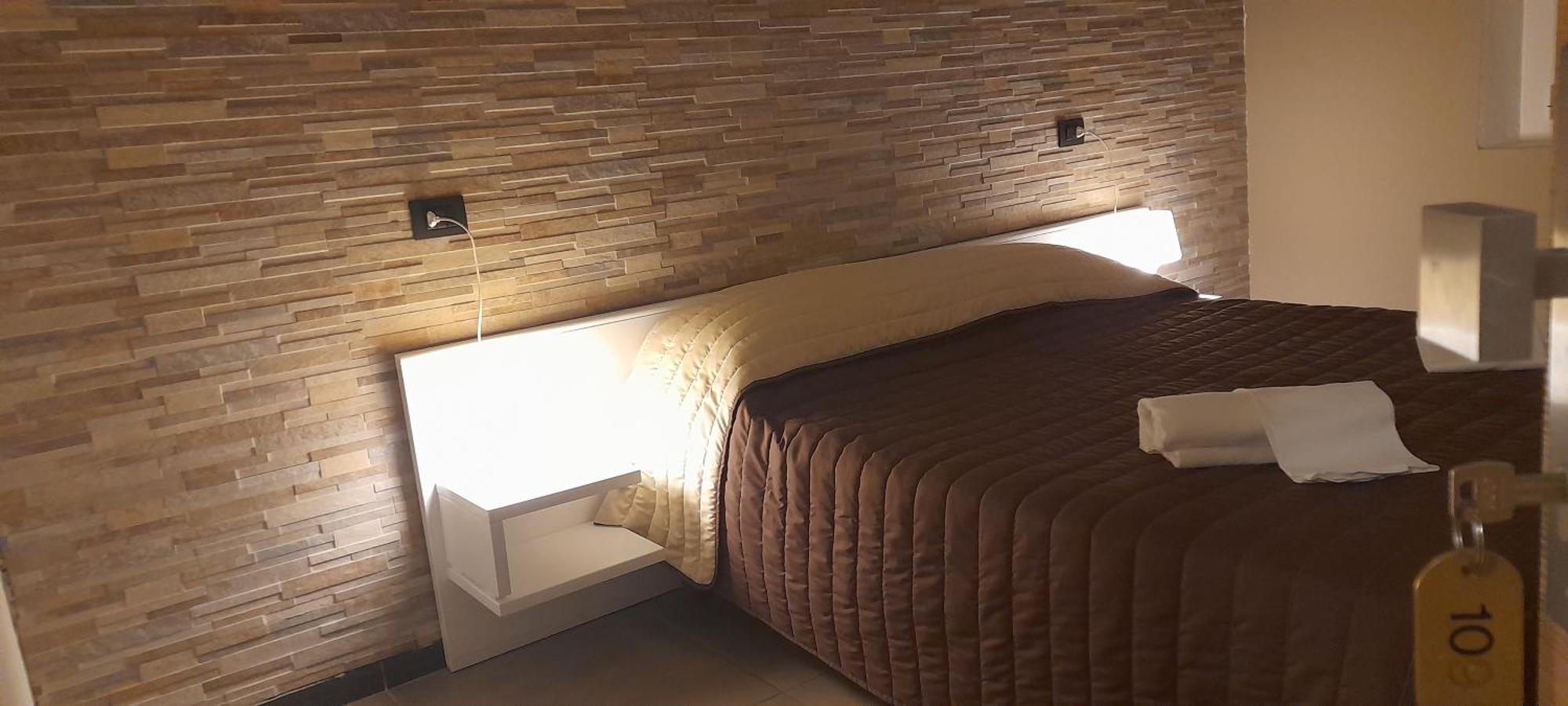 Hotel La Torre Формиджине Екстериор снимка